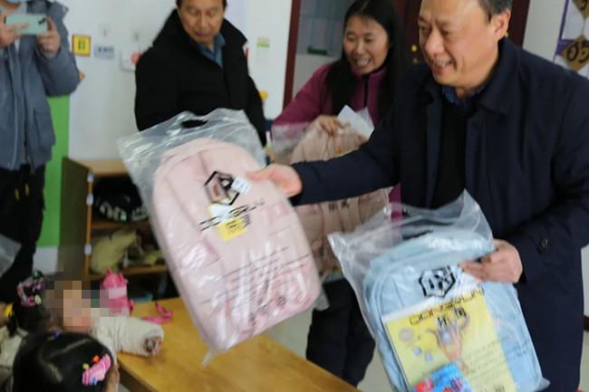 爱耳日图片5淮安_副本.jpg